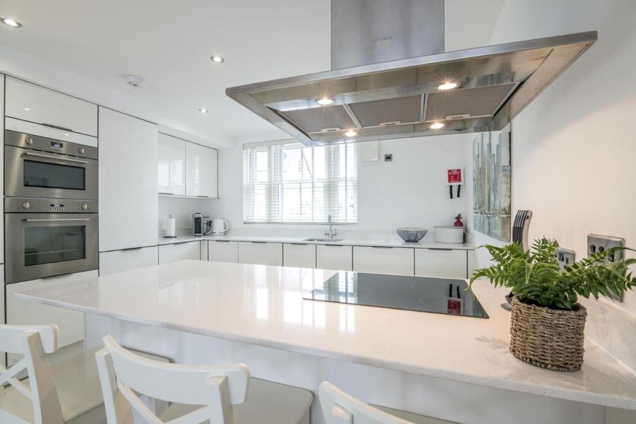 Milford Street - 5 Bedroom Luxurious Holiday Home - Saundersfoot Eksteriør bilde