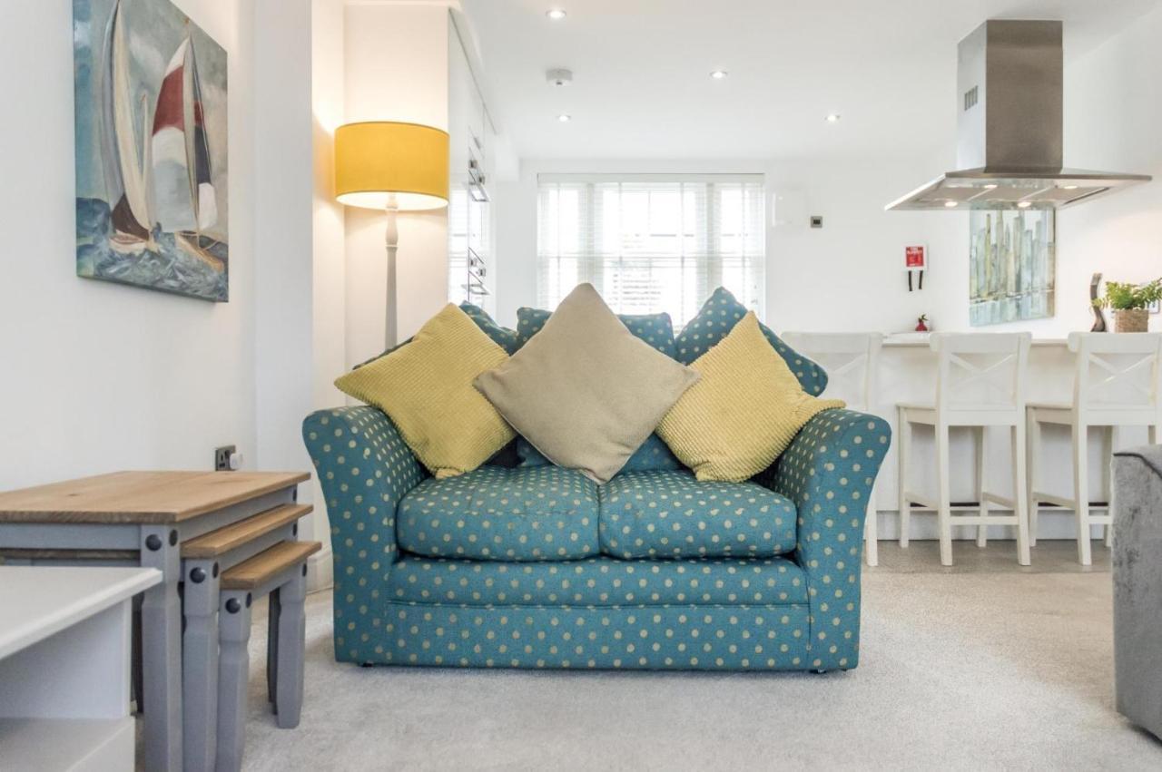 Milford Street - 5 Bedroom Luxurious Holiday Home - Saundersfoot Eksteriør bilde